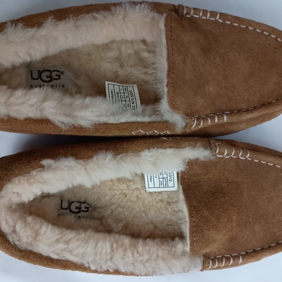 UGG Australia Tan Suede Slippers/Moccasins (#124) - Picture 1 of 11